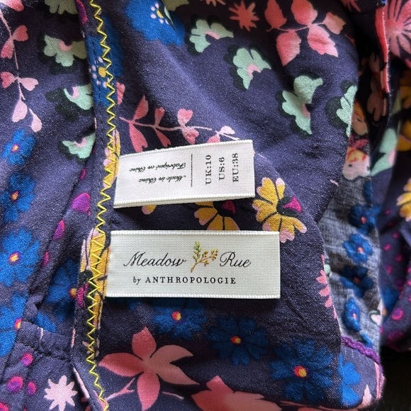 Anthropologie Meadow Rue Eldoret Floral Wrap Top Purple Size 6 - Picture 10 of 14